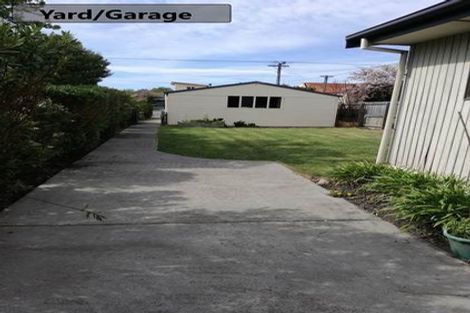 Photo of property in 115 Avonhead Road, Avonhead, Christchurch, 8042