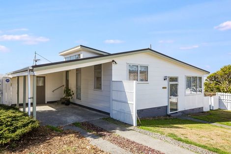 Photo of property in 34 Sombrero View, Ascot Park, Porirua, 5024