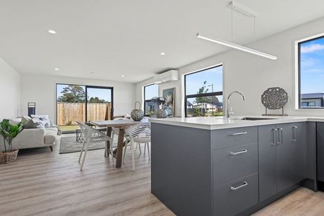 Photo of property in 15 Glendore Drive, Halswell, Christchurch, 8025