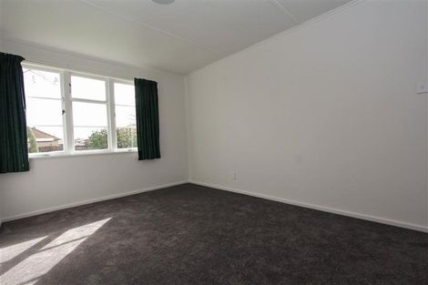 Photo of property in 16 Tranmere Road, Fairfield, Hamilton, 3214