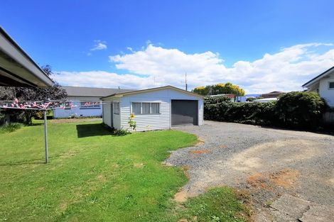 Photo of property in 30 Gordon Street, Dannevirke, 4930