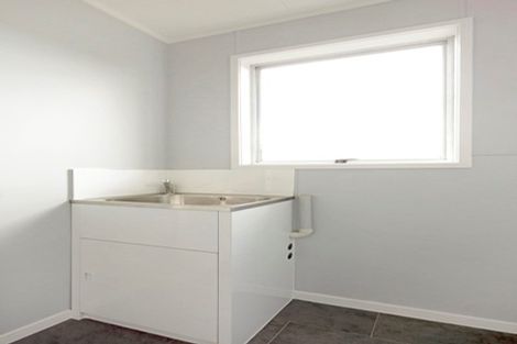 Photo of property in 2/37 John Walker Drive, Manurewa, Auckland, 2102