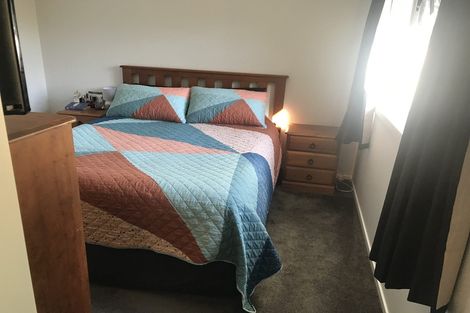 Photo of property in 75 Hinemoa Street, Levin, 5510