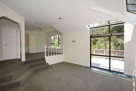 Photo of property in 17 Homewood Place, Chatswood, Auckland, 0626