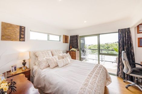 Photo of property in 121 Cashmere Drive, Fitzherbert, Palmerston North, 4410