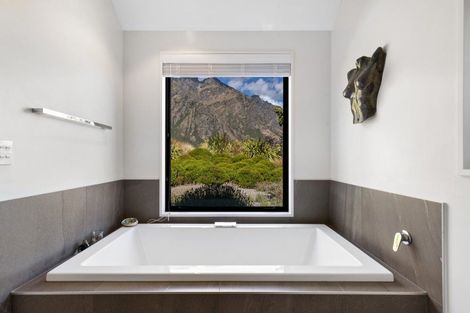 Photo of property in 36 Mckellar Drive, Jacks Point, Queenstown, 9371