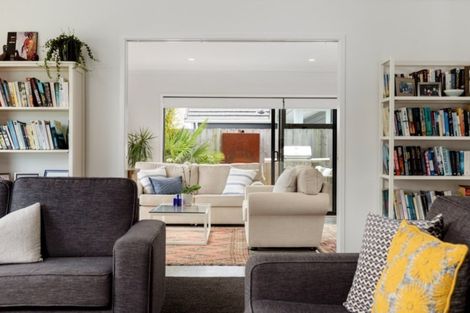 Photo of property in 33 Benmore Crescent, Pyes Pa, Tauranga, 3112