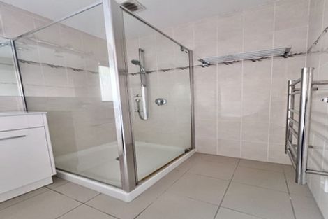 Photo of property in 33 Davington Way, Burswood, Auckland, 2013