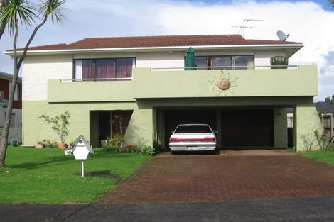 Photo of property in 16 Sanctuary Point, Sunnyhills, Auckland, 2010