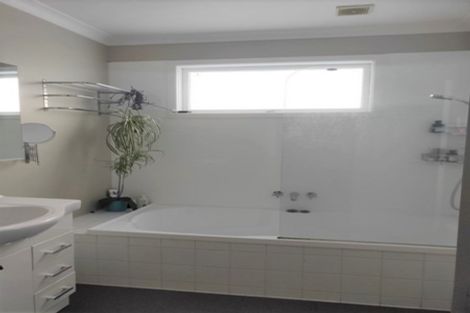 Photo of property in 55 Tirohanga Road, Tirohanga, Lower Hutt, 5010
