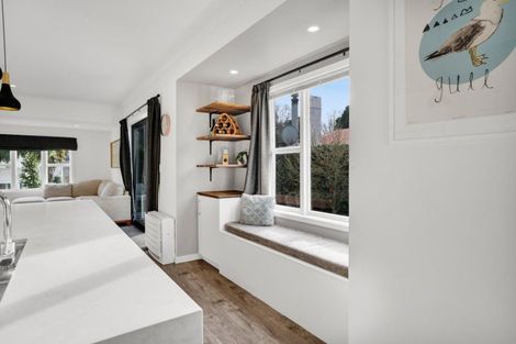 Photo of property in 15 Bracken Street, New Plymouth, 4310