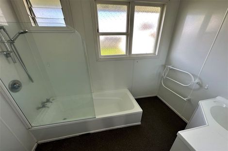 Photo of property in 5 Poaka Place, Tokoroa, 3420