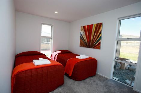 Photo of property in 5 Rankin Rise, Lake Tekapo, 7999