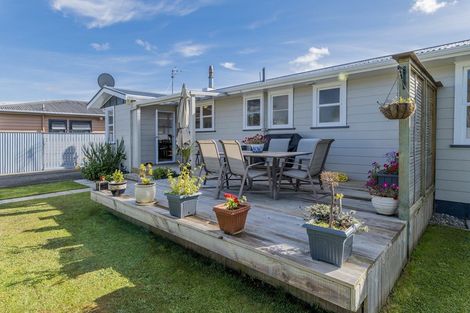 Photo of property in 14 Beatty Street, Levin, 5510