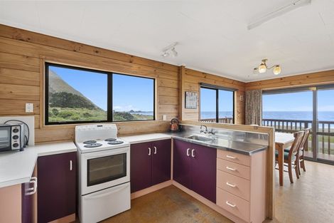Photo of property in 10 Ben Avon Grove, Cape Palliser, Pirinoa, 5772