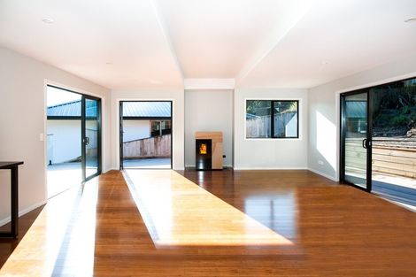 Photo of property in 8 Taimana Lane, Diamond Harbour, Lyttelton, 8971