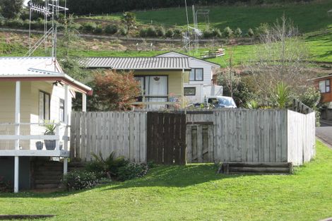 Photo of property in 27 Resolution Road, Welcome Bay, Tauranga, 3112