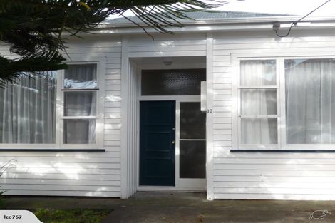 Photo of property in 17 Thompson Street, Mount Cook, Wellington, 6011