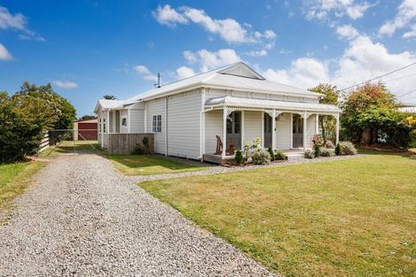 Photo of property in 3 Medway Street, Rongotea, 4476