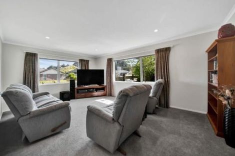 Photo of property in 10 Ryder Drive, Waiwhakaiho, New Plymouth, 4312