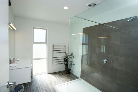 Photo of property in 5 Rankin Rise, Lake Tekapo, 7999