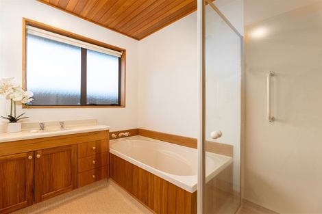 Photo of property in 1 Reading Street, Upper Riccarton, Christchurch, 8041