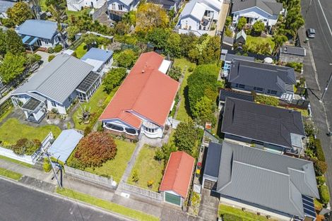 Photo of property in 6 French Street, Moturoa, New Plymouth, 4310