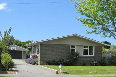 Photo of property in 24 Banbury Street, Burnside, Christchurch, 8053