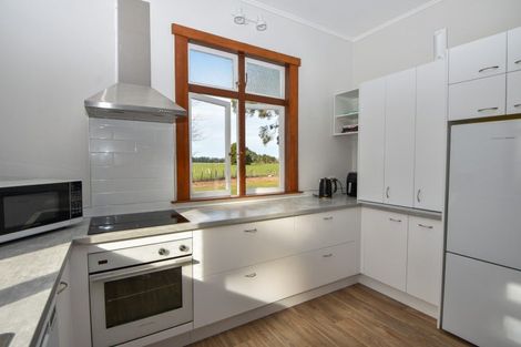 Photo of property in 15 Brown Avenue, Carterton, 5713