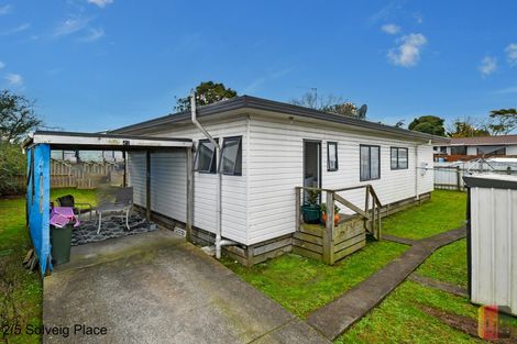 Photo of property in 1/5 Solveig Place, Randwick Park, Auckland, 2105