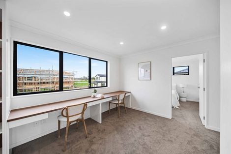 Photo of property in 17 Kaitiaki Drive, Clarks Beach, 2122