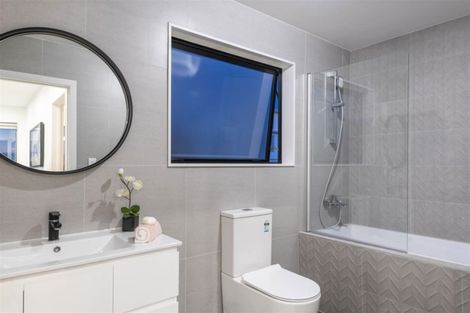 Photo of property in 50 Ascension Crescent, Orewa, 0931