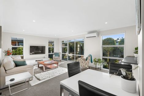 Photo of property in 3/502 Harewood Road, Harewood, Christchurch, 8051