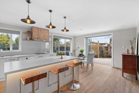 Photo of property in 25 Hillcrest Place, Avonhead, Christchurch, 8042