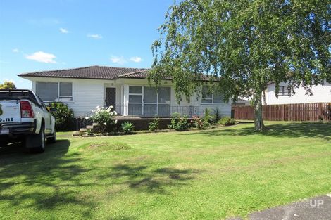 Photo of property in 8 Miltonia Avenue, Te Atatu South, Auckland, 0610