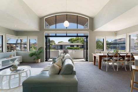 Photo of property in 6b Oceanview Road, Mount Maunganui, 3116