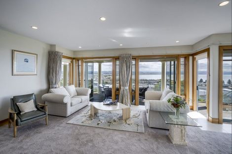 Photo of property in 8 George Street, Hospital Hill, Napier, 4110