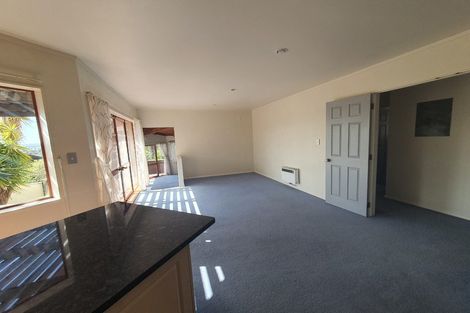 Photo of property in 45 Tenbless Court, Unsworth Heights, Auckland, 0632