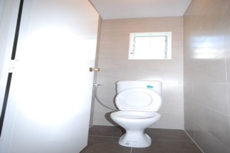 Photo of property in 2/3 Camden Road, Sandringham, Auckland, 1025