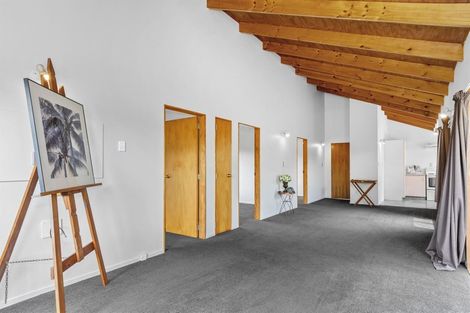 Photo of property in 34 Sunvale Place, Gate Pa, Tauranga, 3112