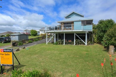 Photo of property in 31 Opotoru Road, Raglan, 3225