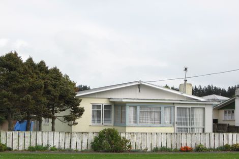 Photo of property in 33 Strange Street, Waitara, 4320