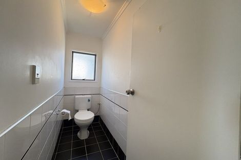 Photo of property in 12 Redwood Drive, Massey, Auckland, 0614