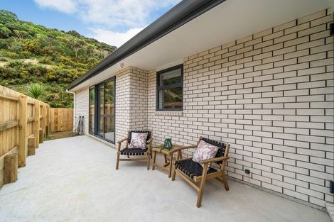 Photo of property in 126 Silverstream Road, Crofton Downs, Wellington, 6035