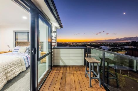 Photo of property in 54 Armstrong Farm Drive, East Tamaki Heights, Auckland, 2016