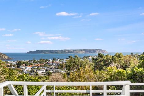Photo of property in 6 De Castro Place, Titahi Bay, Porirua, 5022