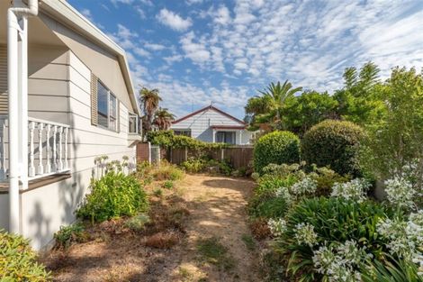 Photo of property in 2 Carew Street, Nawton, Hamilton, 3200