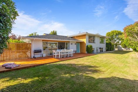 Photo of property in 50 Kent Lodge Avenue, Avonhead, Christchurch, 8042