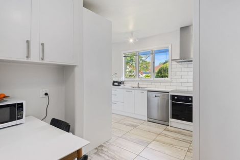 Photo of property in 12 Angela Street, Upper Riccarton, Christchurch, 8041