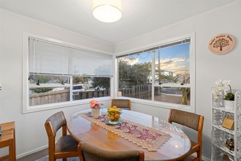 Photo of property in 38 Thompson Terrace, Manurewa, Auckland, 2102